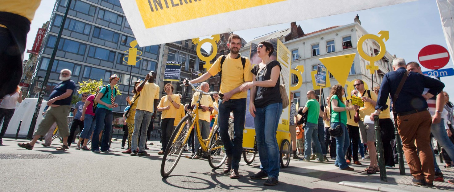 Miembros de AI en un acto de calle